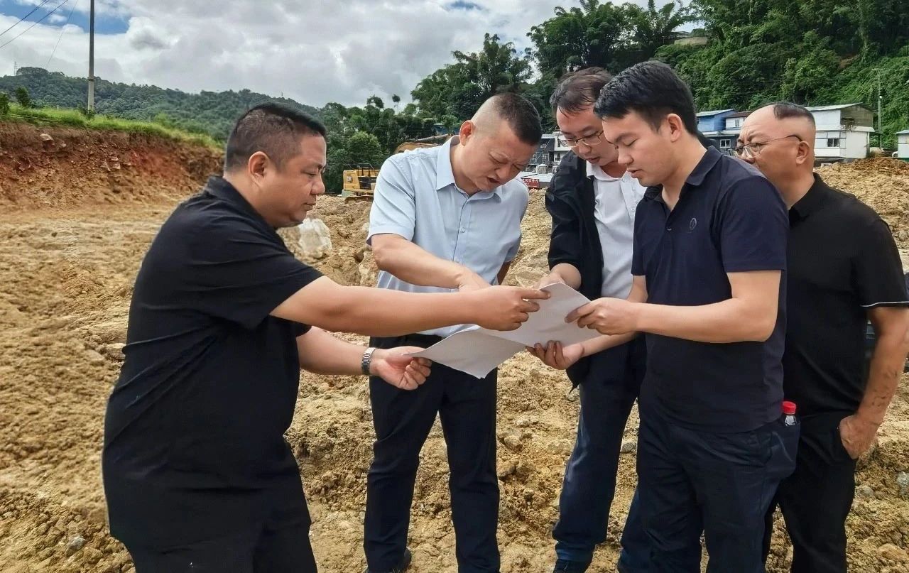 陈鹏到大文乡调研督导重点工作
